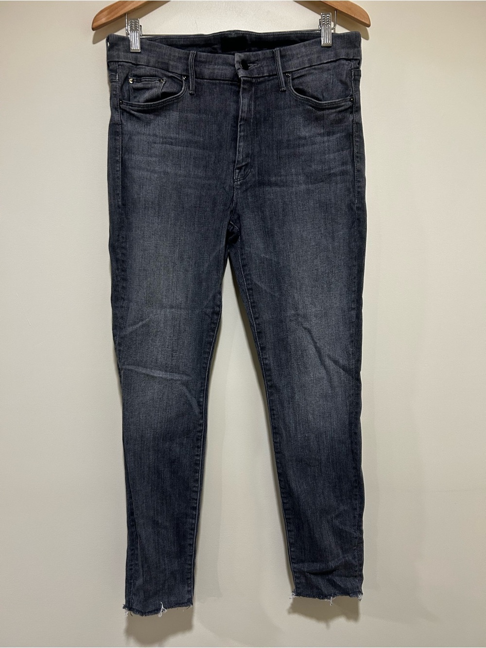 MOTHER The Looker Ankle Fray All Nighter Black Denim Size 32
